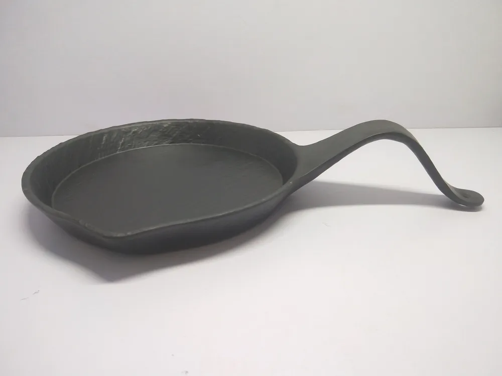 Buffetpfanne 51,0 cm mit Griff, Innenmaß 26,5 cm, Höhe 4,7 cm, matt schwarz